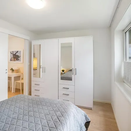 Cozy And Modern Near Centre Appartamento